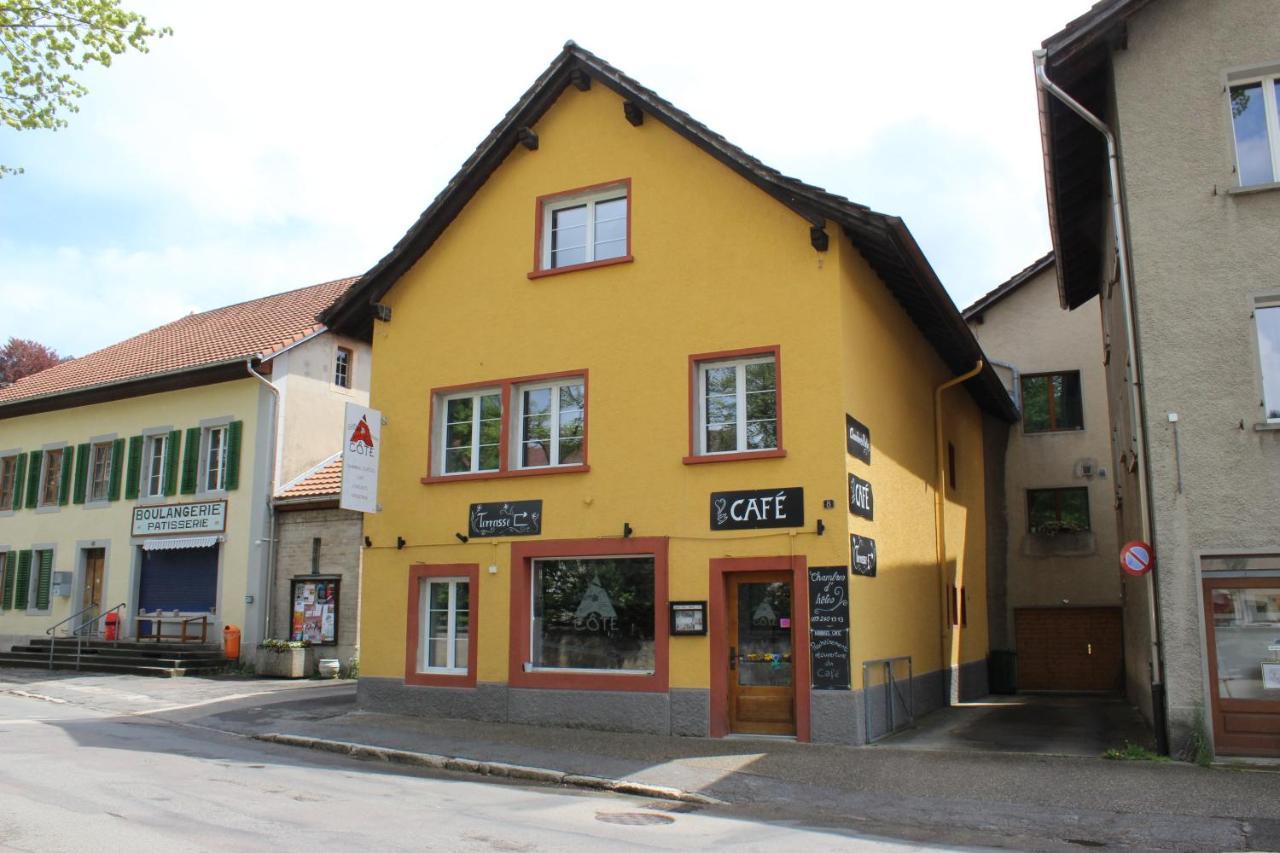 A Côte Acomodação com café da manhã Motiers Exterior foto